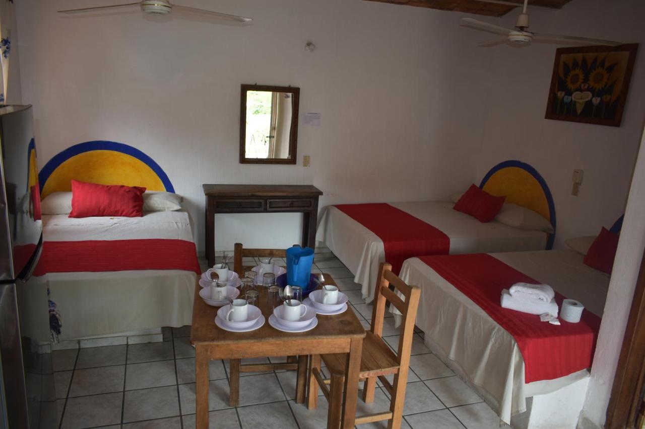 Hotel Y Bungalows Islas Careyes Los Ayala Exteriör bild