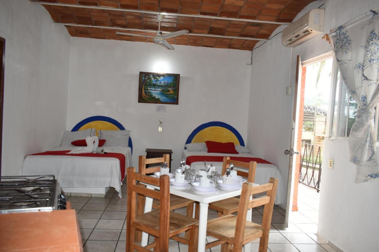 Hotel Y Bungalows Islas Careyes Los Ayala Exteriör bild